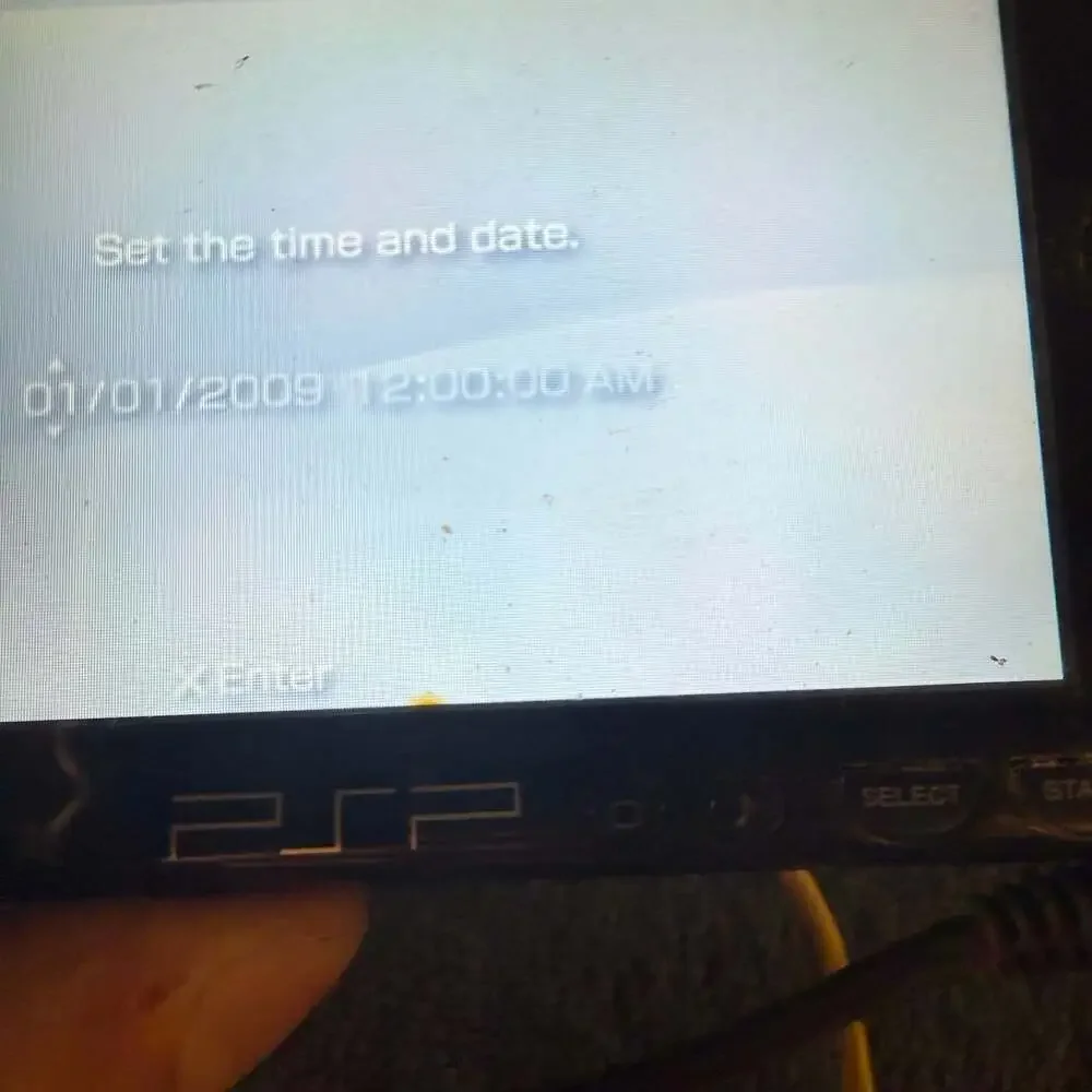 Sony PlayStation Portable PSP-2001 Handheld System with AC Adapter and Remote